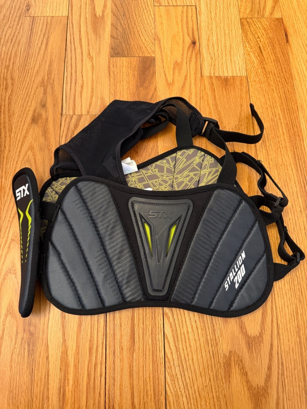 STX Stallion 200 Lacrosse Rib Pads//Size Small//Excellent Condition